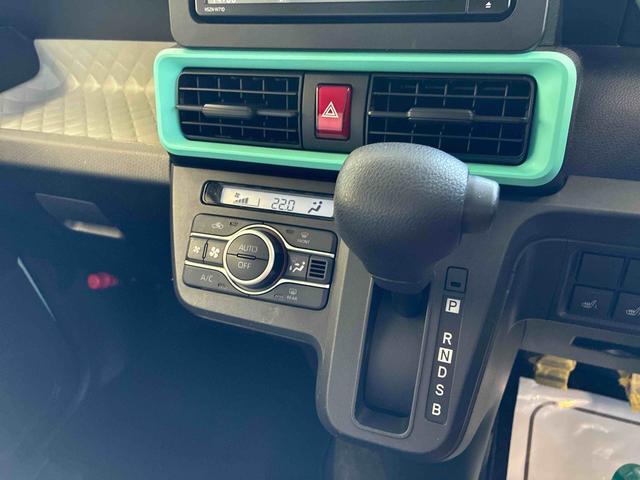 タントX4WD スマアシ(衝突安全防止機能) 純正ナビ/リモスタ バックカメラ 片側パワースライドドア オートエアコン/ライト/電動格納式ドアミラー LEDヘッドランプ チルトステアリング シートリフター(秋田県)の中古車