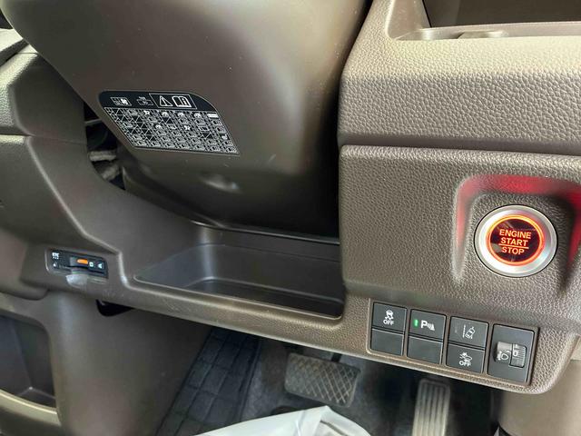 N−WGNLホンダセンシング4WD 衝突安全防止機能 ナビゲーション バックカメラ キーフリー リモスタ オートエアコン/ライト ハロゲンヘッドランプ クルーズコントロール ETC サイドカーテンエアバッグ チルトステアリング(秋田県)の中古車