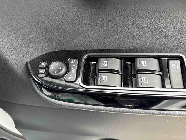 タントカスタムＸスタイルセレクション４ＷＤ　純正ナビ　ドライブレコーダー　ＬＥＤヘッドランプ／フォグランプ　オートエアコン／ライト／ハイビーム／電動格納ドアミラー　コーナーセンサー　両側電動スライドドア　運転席・助手席シートヒーター（秋田県）の中古車