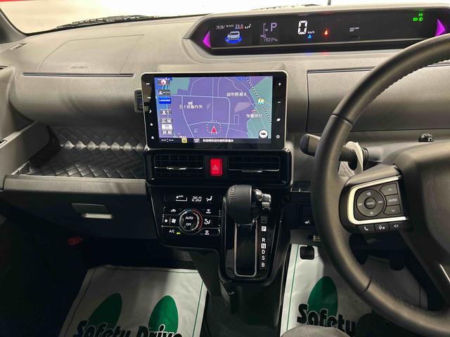 タントカスタムＲＳ４ＷＤ　スマートアシスト（ダイハツ予防安全機能）オートライト／エアコン　純正ナビ／ドラレコ　パノラマモニター　ＥＴＣ　左右シートヒーター　両側パワースライドドア　ロングシートスライド　サイドエアバッグ（秋田県）の中古車