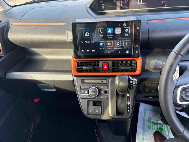 タントファンクロスターボ4WD ディスプレイオーディオ LEDヘッドランプ/フォグランプ オートエアコン/ライト/ハイビーム/電動格納ドアミラー 両側電動スライドドア 運転席・助手席シートヒーター 電動パーキングブレーキ(秋田県)の中古車