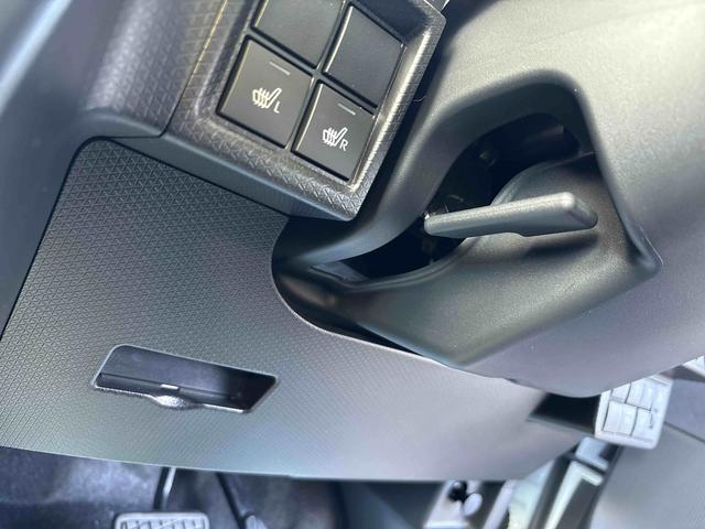 タントファンクロスターボ4WD ディスプレイオーディオ LEDヘッドランプ/フォグランプ オートエアコン/ライト/ハイビーム/電動格納ドアミラー 両側電動スライドドア 運転席・助手席シートヒーター 電動パーキングブレーキ(秋田県)の中古車