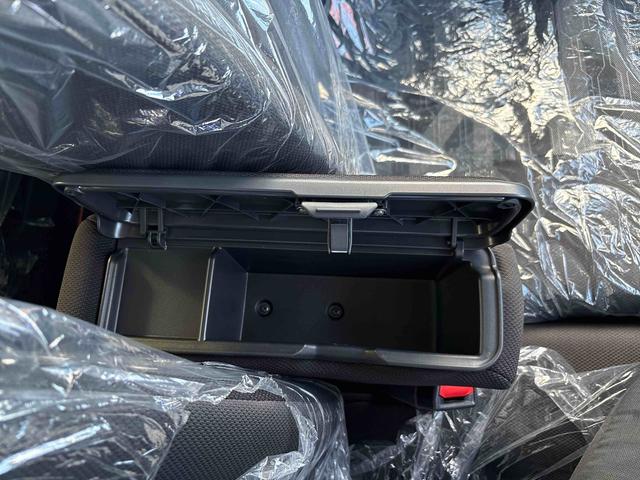 タントファンクロスターボ4WD ディスプレイオーディオ LEDヘッドランプ/フォグランプ オートエアコン/ライト/ハイビーム/電動格納ドアミラー 両側電動スライドドア 運転席・助手席シートヒーター 電動パーキングブレーキ(秋田県)の中古車