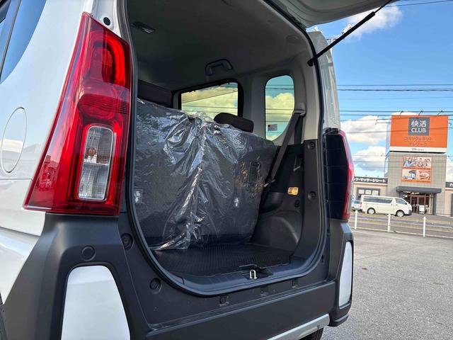 タントファンクロスターボ4WD ディスプレイオーディオ LEDヘッドランプ/フォグランプ オートエアコン/ライト/ハイビーム/電動格納ドアミラー 両側電動スライドドア 運転席・助手席シートヒーター 電動パーキングブレーキ(秋田県)の中古車