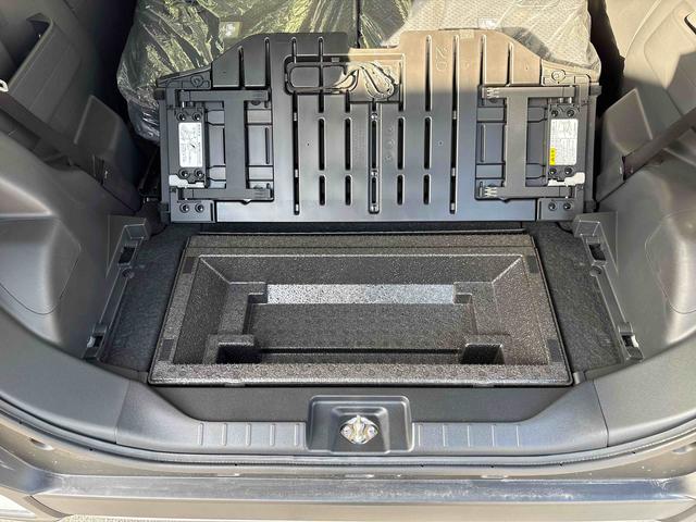 タントファンクロスターボ4WD ディスプレイオーディオ LEDヘッドランプ/フォグランプ オートエアコン/ライト/ハイビーム/電動格納ドアミラー 両側電動スライドドア 運転席・助手席シートヒーター 電動パーキングブレーキ(秋田県)の中古車