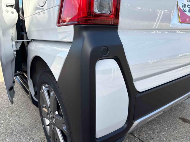 タントファンクロスターボ4WD ディスプレイオーディオ LEDヘッドランプ/フォグランプ オートエアコン/ライト/ハイビーム/電動格納ドアミラー 両側電動スライドドア 運転席・助手席シートヒーター 電動パーキングブレーキ(秋田県)の中古車