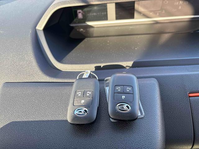 タントファンクロスターボ4WD ディスプレイオーディオ LEDヘッドランプ/フォグランプ オートエアコン/ライト/ハイビーム/電動格納ドアミラー 両側電動スライドドア 運転席・助手席シートヒーター 電動パーキングブレーキ(秋田県)の中古車