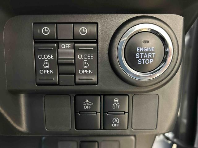 トールカスタムＧ　ターボ２ＷＤ　スマートアシスト（ダイハツ予防安全機能）　クルーズコントロール　オートライト／エアコン　純正ナビ／ドラレコ　パノラマモニター　ＥＴＣ　両側パワースライドドア　ＬＥＤヘッドランプ／フォグランプ（秋田県）の中古車