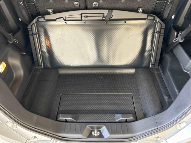トールカスタムＧ　ターボ２ＷＤ　スマートアシスト（ダイハツ予防安全機能）　クルーズコントロール　オートライト／エアコン　純正ナビ／ドラレコ　パノラマモニター　ＥＴＣ　両側パワースライドドア　ＬＥＤヘッドランプ／フォグランプ（秋田県）の中古車