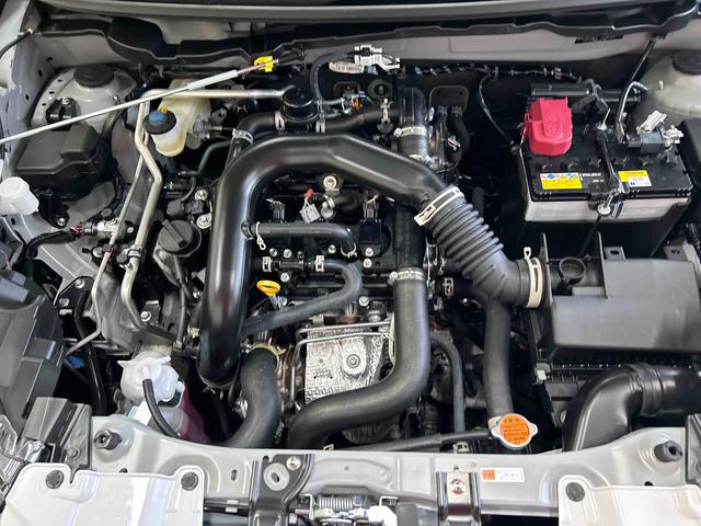 ロッキープレミアムＧ４ＷＤ　スマートアシスト（ダイハツ予防安全機能）　サイドエアバッグ　クルーズコントロール　オートライト／エアコン　運転席・助手席シートヒーター　ＬＥＤヘッドランプ／フォグランプ（秋田県）の中古車