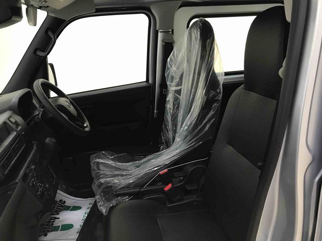 ハイゼットカーゴスペシャル４ＷＤ　スマートアシスト（ダイハツ予防安全機能）　オートライト　ＡＭ／ＦＭラジオ　パワーウィンドゥ　ハロゲンヘッドランプ（秋田県）の中古車