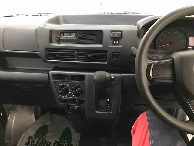 ハイゼットカーゴスペシャル４ＷＤ　スマートアシスト（ダイハツ予防安全機能）　オートライト　ＡＭ／ＦＭラジオ　パワーウィンドゥ　ハロゲンヘッドランプ（秋田県）の中古車