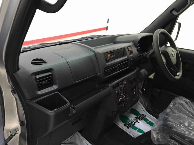 ハイゼットカーゴスペシャル４ＷＤ　スマートアシスト（ダイハツ予防安全機能）　オートライト　ＡＭ／ＦＭラジオ　パワーウィンドゥ　ハロゲンヘッドランプ（秋田県）の中古車