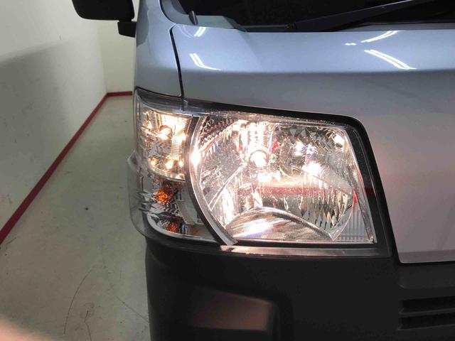 ハイゼットカーゴスペシャル４ＷＤ　スマートアシスト（ダイハツ予防安全機能）　オートライト　ＡＭ／ＦＭラジオ　パワーウィンドゥ　ハロゲンヘッドランプ（秋田県）の中古車