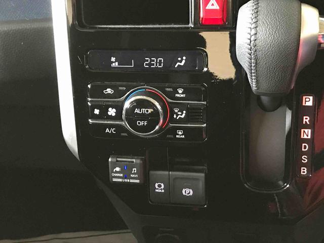 トールカスタムＧ４ＷＤ　スマートアシスト（ダイハツ予防安全機能）　クルーズコントロール　オートライト／エアコン　純正ナビ／バックカメラ　両側パワースライドドア　チルトステアリング／シートリフター（秋田県）の中古車