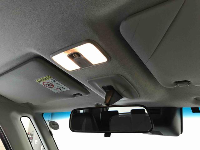 トールカスタムＧ４ＷＤ　スマートアシスト（ダイハツ予防安全機能）　クルーズコントロール　オートライト／エアコン　純正ナビ／バックカメラ　両側パワースライドドア　チルトステアリング／シートリフター（秋田県）の中古車