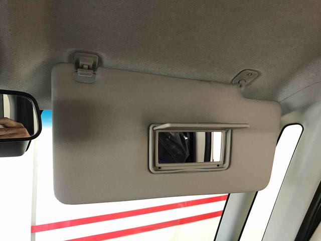 トールカスタムＧ４ＷＤ　スマートアシスト（ダイハツ予防安全機能）　クルーズコントロール　オートライト／エアコン　純正ナビ／バックカメラ　両側パワースライドドア　チルトステアリング／シートリフター（秋田県）の中古車