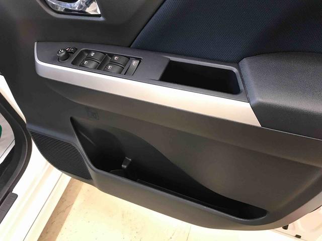 トールカスタムＧ４ＷＤ　スマートアシスト（ダイハツ予防安全機能）　クルーズコントロール　オートライト／エアコン　純正ナビ／バックカメラ　両側パワースライドドア　チルトステアリング／シートリフター（秋田県）の中古車
