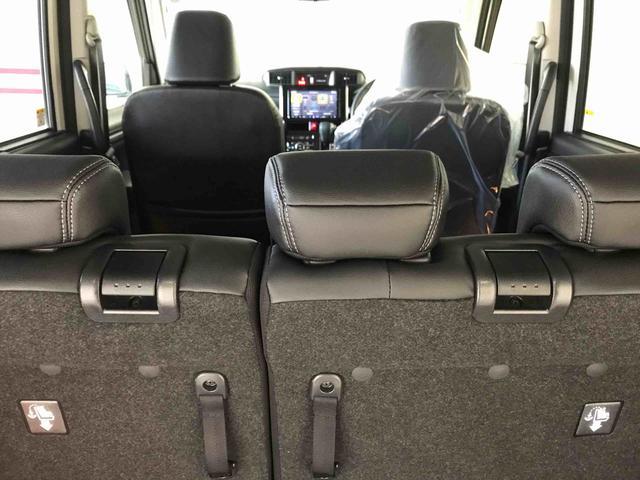 トールカスタムＧ４ＷＤ　スマートアシスト（ダイハツ予防安全機能）　クルーズコントロール　オートライト／エアコン　純正ナビ／バックカメラ　両側パワースライドドア　チルトステアリング／シートリフター（秋田県）の中古車