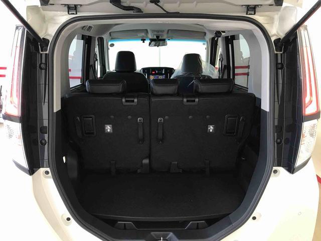 トールカスタムＧ４ＷＤ　スマートアシスト（ダイハツ予防安全機能）　クルーズコントロール　オートライト／エアコン　純正ナビ／バックカメラ　両側パワースライドドア　チルトステアリング／シートリフター（秋田県）の中古車