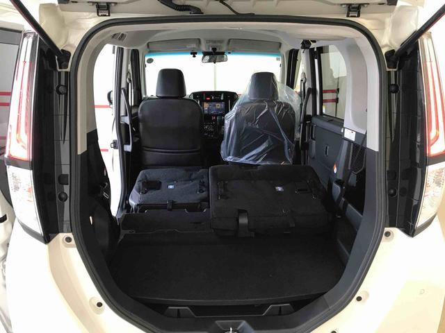 トールカスタムＧ４ＷＤ　スマートアシスト（ダイハツ予防安全機能）　クルーズコントロール　オートライト／エアコン　純正ナビ／バックカメラ　両側パワースライドドア　チルトステアリング／シートリフター（秋田県）の中古車