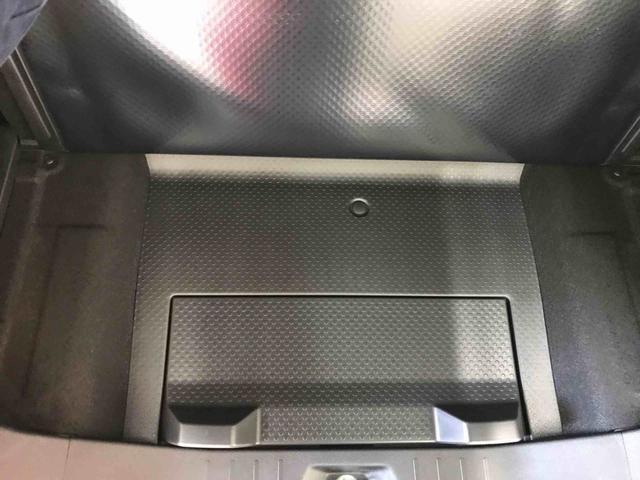 トールカスタムＧ４ＷＤ　スマートアシスト（ダイハツ予防安全機能）　クルーズコントロール　オートライト／エアコン　純正ナビ／バックカメラ　両側パワースライドドア　チルトステアリング／シートリフター（秋田県）の中古車