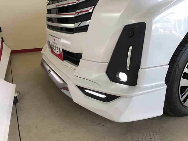 トールカスタムＧ４ＷＤ　スマートアシスト（ダイハツ予防安全機能）　クルーズコントロール　オートライト／エアコン　純正ナビ／バックカメラ　両側パワースライドドア　チルトステアリング／シートリフター（秋田県）の中古車