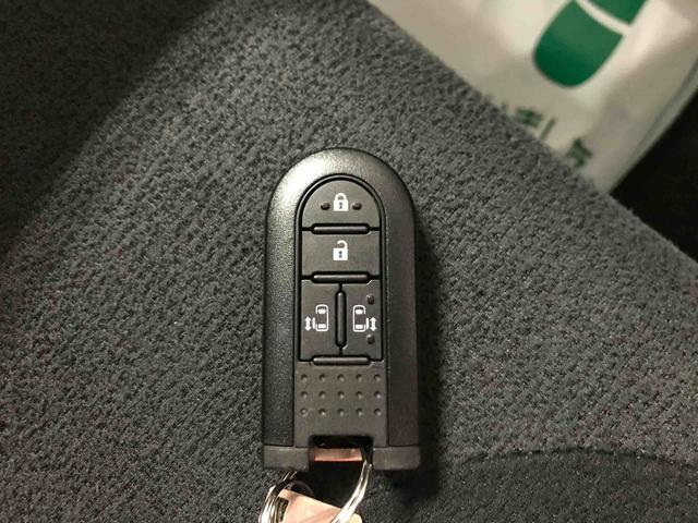 ムーヴキャンバスＧブラックアクセントＶＳ　ＳＡIII２ＷＤ　スマートアシスト（衝突回避支援）　サイドエアバッグ　オートライト／エアコン　純正ナビ／パノラマモニター　両側パワースライドドア　運転席シートヒーター　チルトステアリング／シートリフター（秋田県）の中古車
