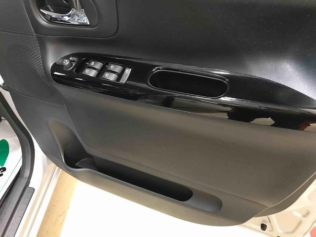 ムーヴキャンバスＧブラックアクセントＶＳ　ＳＡIII２ＷＤ　スマートアシスト（衝突回避支援）　サイドエアバッグ　オートライト／エアコン　純正ナビ／パノラマモニター　両側パワースライドドア　運転席シートヒーター　チルトステアリング／シートリフター（秋田県）の中古車