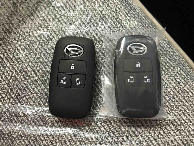 ムーヴキャンバスストライプスＧ４ＷＤ　スマートアシスト（予防安全機能）　サイドエアバック　オートライト／エアコン　両側パワースライドドア　運転席・助手席シートヒーター　チルトステアリング　シートリフタ　保温機能付きカップホルダー（秋田県）の中古車