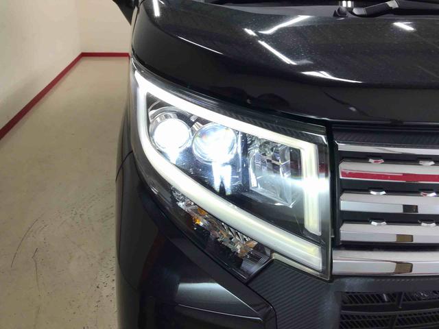 ムーヴカスタム　Ｘ４ＷＤ　オートライト／エアコン　ナビ　ＬＥＤヘッドランプ／フォグランプ　チルトステアリング／シートリフター（秋田県）の中古車