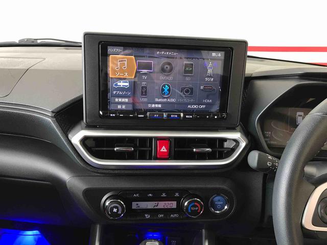 ロッキープレミアムＧ　ＨＥＶ２ＷＤ　スマートアシスト（ダイハツ予防安全機能）　クルーズコントロール　純正ナビ　オートライト／エアコン　運転席・助手席シートヒーター　ＬＥＤヘッドランプ／フォグ　チルトステアリング／シートリフター（秋田県）の中古車