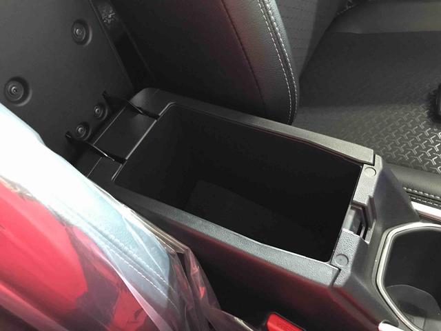 ロッキープレミアムＧ　ＨＥＶ２ＷＤ　スマートアシスト（ダイハツ予防安全機能）　クルーズコントロール　純正ナビ　オートライト／エアコン　運転席・助手席シートヒーター　ＬＥＤヘッドランプ／フォグ　チルトステアリング／シートリフター（秋田県）の中古車