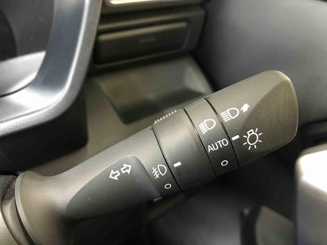 ロッキープレミアムＧ　ＨＥＶ２ＷＤ　スマートアシスト（ダイハツ予防安全機能）　クルーズコントロール　純正ナビ　オートライト／エアコン　運転席・助手席シートヒーター　ＬＥＤヘッドランプ／フォグ　チルトステアリング／シートリフター（秋田県）の中古車