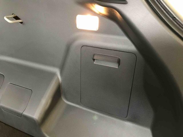 ロッキープレミアムＧ　ＨＥＶ２ＷＤ　スマートアシスト（ダイハツ予防安全機能）　クルーズコントロール　純正ナビ　オートライト／エアコン　運転席・助手席シートヒーター　ＬＥＤヘッドランプ／フォグ　チルトステアリング／シートリフター（秋田県）の中古車