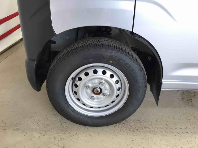 ハイゼットカーゴスペシャル４ＷＤ　スマートアシスト（ダイハツ予防安全機能）　オートライト　リヤヒーター　純正ＡＭ／ＦＭラジオ　マニュアルエアコン　パワーウィンドゥ（秋田県）の中古車