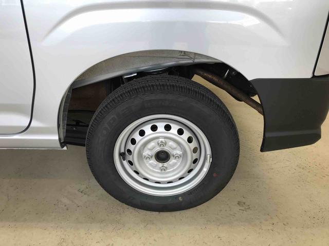 ハイゼットカーゴスペシャル４ＷＤ　スマートアシスト（ダイハツ予防安全機能）　オートライト　リヤヒーター　純正ＡＭ／ＦＭラジオ　マニュアルエアコン　パワーウィンドゥ（秋田県）の中古車