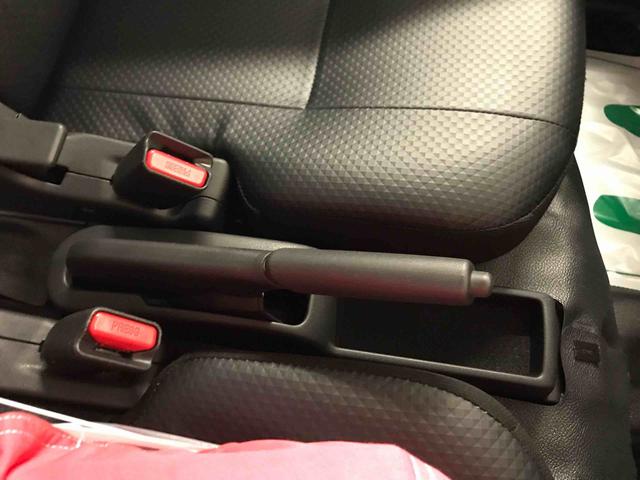 ハイゼットカーゴスペシャル４ＷＤ　スマートアシスト（ダイハツ予防安全機能）　オートライト　リヤヒーター　純正ＡＭ／ＦＭラジオ　マニュアルエアコン　パワーウィンドゥ（秋田県）の中古車