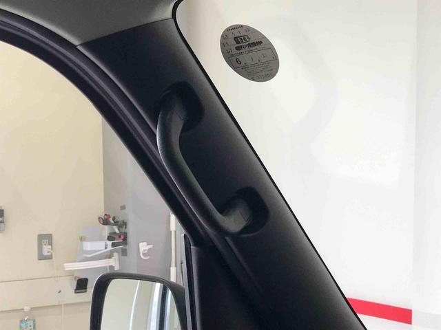 ハイゼットカーゴスペシャル４ＷＤ　スマートアシスト（ダイハツ予防安全機能）　オートライト　リヤヒーター　純正ＡＭ／ＦＭラジオ　マニュアルエアコン　パワーウィンドゥ（秋田県）の中古車