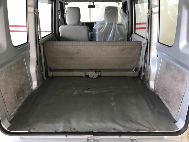 エブリイＰＡ４ＷＤ　運転席・助手席エアバック　ＡＭ／ＦＭラジオ　マニュアルエアコン　ハロゲンヘッドランプ（秋田県）の中古車