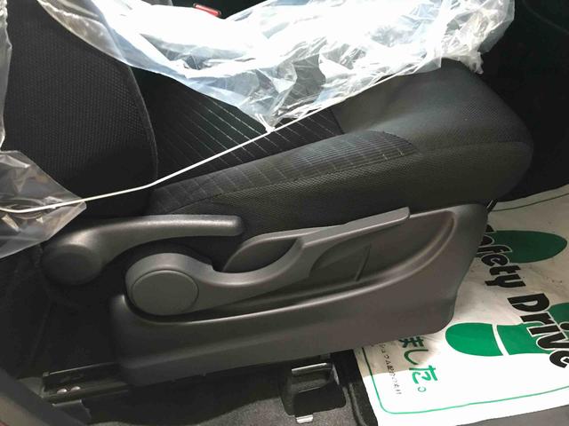 タンクＧ４４ＷＤ　スマートアシスト（衝突回避支援）　クルーズコントロール　純正ナビ／バックカメラ　両側パワースライドドア　運転席・助手席シートヒーター　オートライト／エアコン　ハロゲンヘッドランプ（秋田県）の中古車