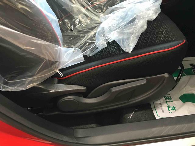 ロッキーＧ４ＷＤ　ディスプレイオーディオ　運転席・助手席シートヒーター　オートエアコン／ライト　ＬＥＤヘッドライト／フォグランプ　リヤフォグランプ　クルーズコントロール　ドライブレコーダー　チルトステアリング（秋田県）の中古車