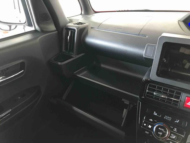 タントカスタムＸ４ＷＤ　オートエアコン／ライト　ＬＥＤヘッドライト／フォグランプ　運転席・助手席シートヒーター　両側電動スライドドア　チルトステアリング　運転席シートリフター　バックカメラ（秋田県）の中古車