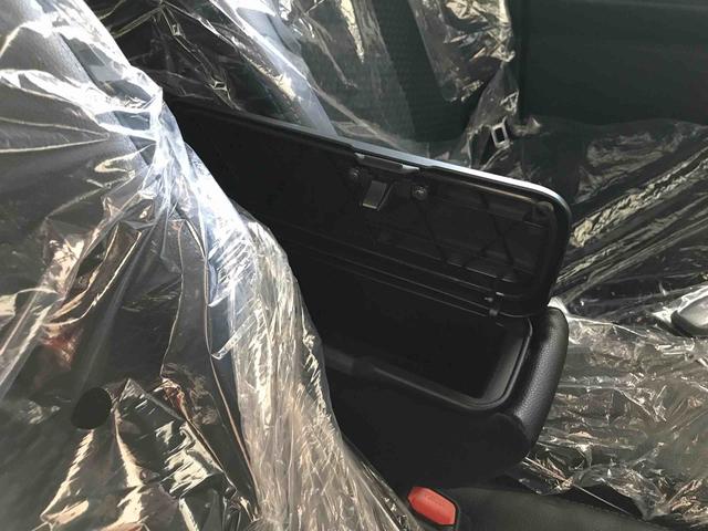 タントカスタムＸ４ＷＤ　オートエアコン／ライト　ＬＥＤヘッドライト／フォグランプ　運転席・助手席シートヒーター　両側電動スライドドア　チルトステアリング　運転席シートリフター　バックカメラ（秋田県）の中古車