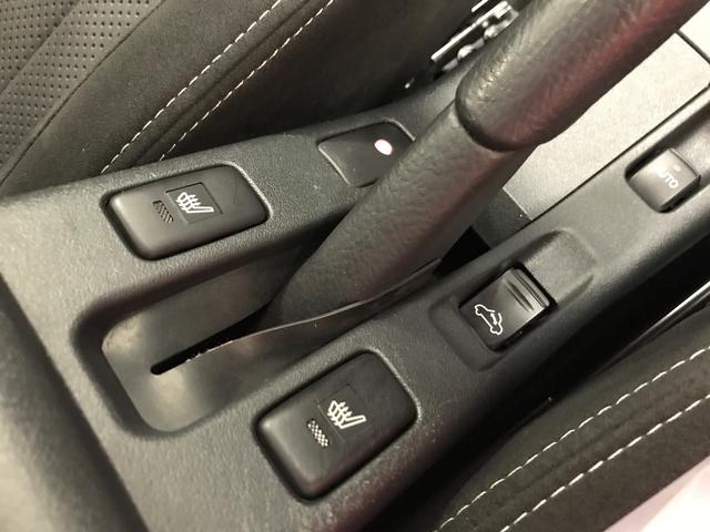 コペンローブ　Ｓ２ＷＤ　純正ナビ　オートエアコン　ＬＥＤヘッドライト　ハロゲンフォグランプ　ＭＯＭＯステアリング　運転席・助手席シートヒーター　レカロシート　チルトステアリング　ＴＶコントロールキット（秋田県）の中古車