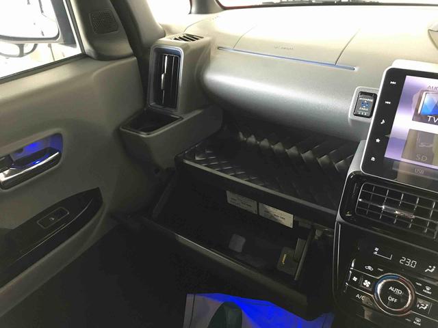 タントカスタムＸセレクション４ＷＤ　純正ナビ　オートエアコン／ライト　ＬＥＤヘッドランプ　ＬＥＤフォグランプ　両側電動スライドドア　運転席・助手席シートヒーター　チルトステアリング　運転席シートリフター　ドライブレコーダー（秋田県）の中古車
