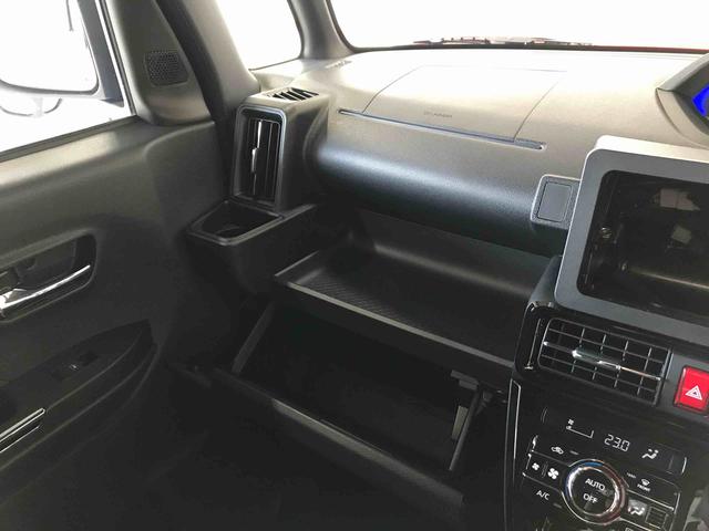 タントカスタムＸ４ＷＤ　オートエアコン／ライト　ＬＥＤヘッドライト／フォグランプ　両側電動スライドドア　運転席・助手席シートヒーター　チルトステアリング　運転席シートリフター　ＵＧＰ（秋田県）の中古車