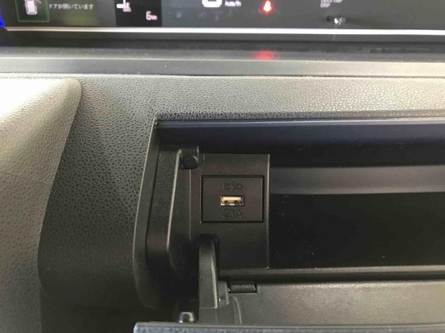 タントカスタムＸ４ＷＤ　オートエアコン／ライト　ＬＥＤヘッドライト／フォグランプ　両側電動スライドドア　運転席・助手席シートヒーター　チルトステアリング　運転席シートリフター　ＵＧＰ（秋田県）の中古車