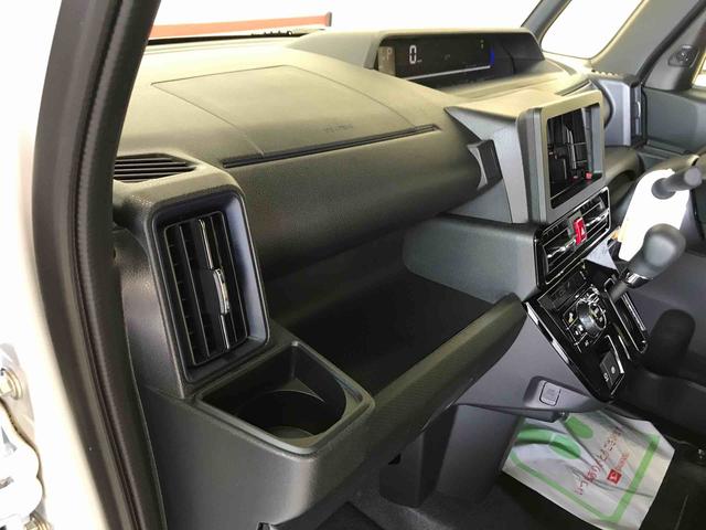 タントカスタムＸ４ＷＤ　オートエアコン／ライト　ＬＥＤヘッドライト／フォグランプ　両側電動スライドドア　運転席・助手席シートヒーター　チルトステアリング　運転席シートリフター　ＵＧＰ（秋田県）の中古車