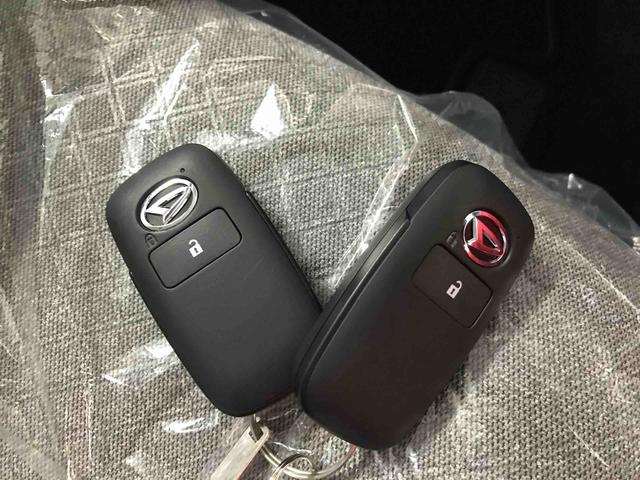 タントＬ４ＷＤ　オートエアコン／ライト　ＬＥＤヘッドライト　運転席・助手席シートヒーター　ミラクルオープンドア　キーフリーリモコン（秋田県）の中古車